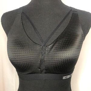 VICTORIA SPORT black athletic bra. Size 34 C.